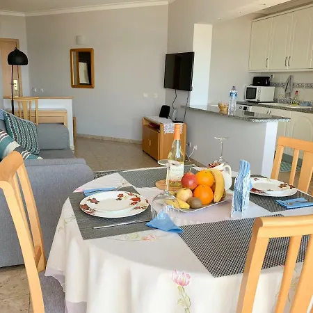 Panoramic In Portimao: Ocean View, Wifi Apartment Portimão