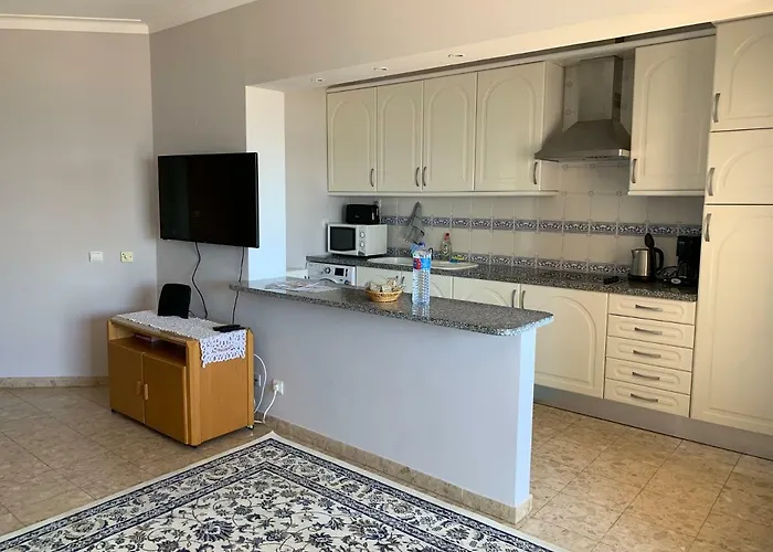 Panoramic In Portimao: Ocean View, Wifi Apartamento